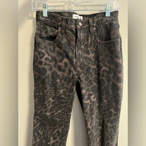 Abercrombie & Fitch - High Rise 90s Relaxed Jeans Leopard - Size 26 Long